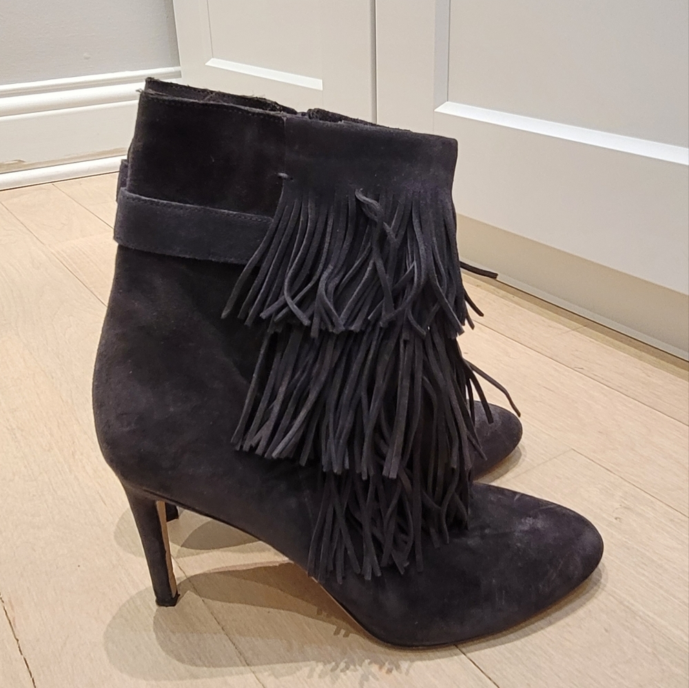 Great fringe boots
